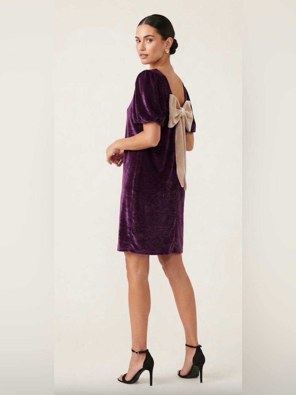easel Velvet Bow Dress